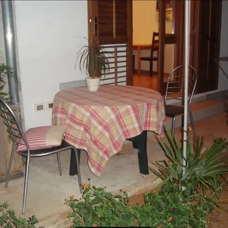 Sunny Apartment Zadar