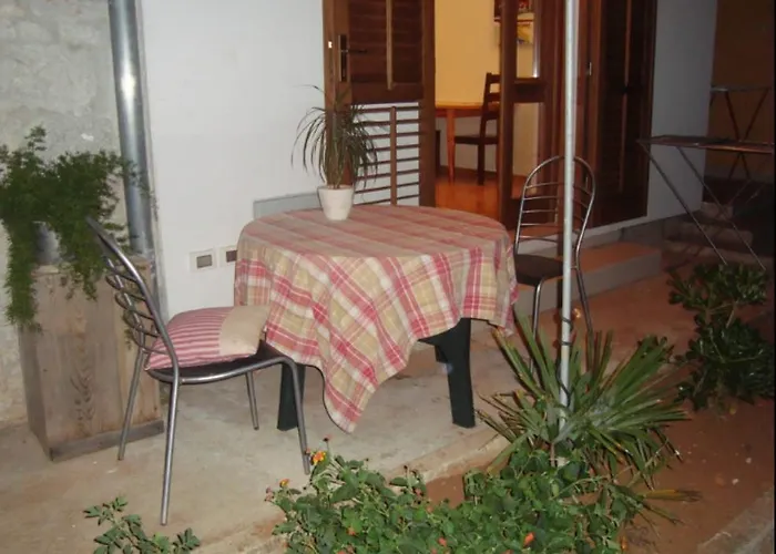 Sunny 公寓 扎达尔